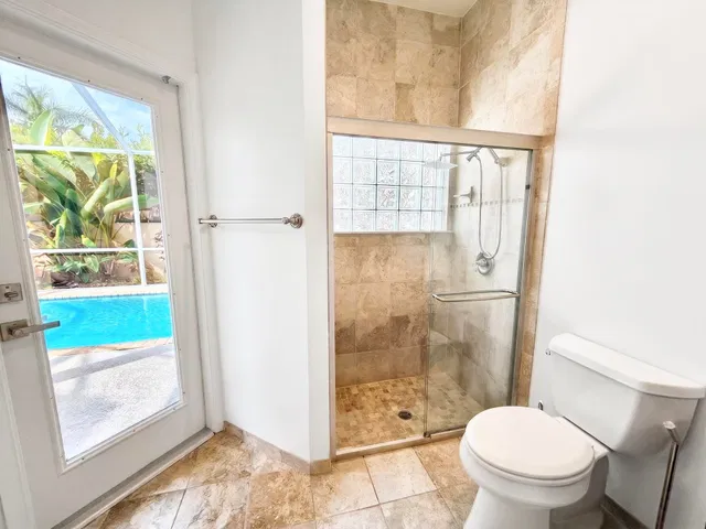 Residence photo 8