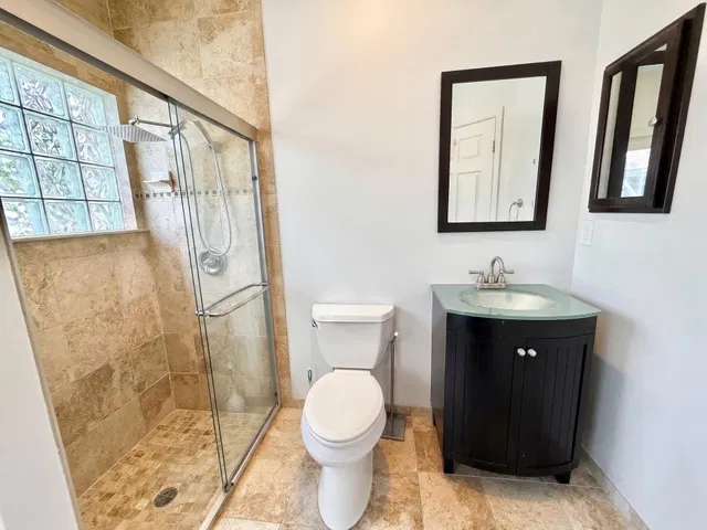 Residence photo 9