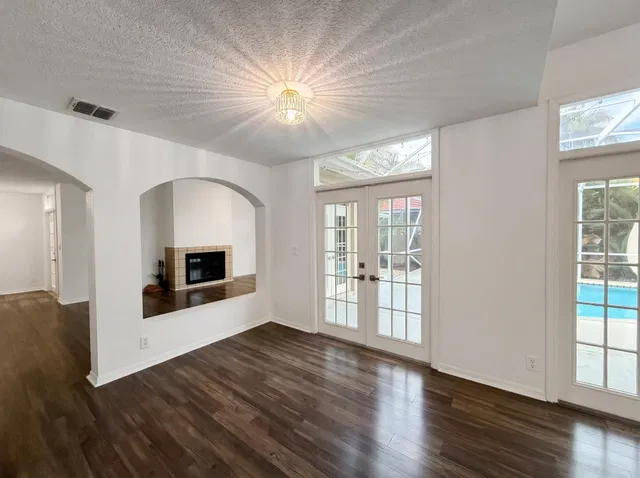 Residence photo 24