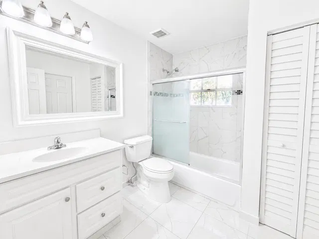 Residence photo 35