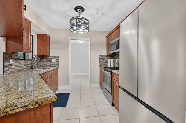 Residence photo 14
