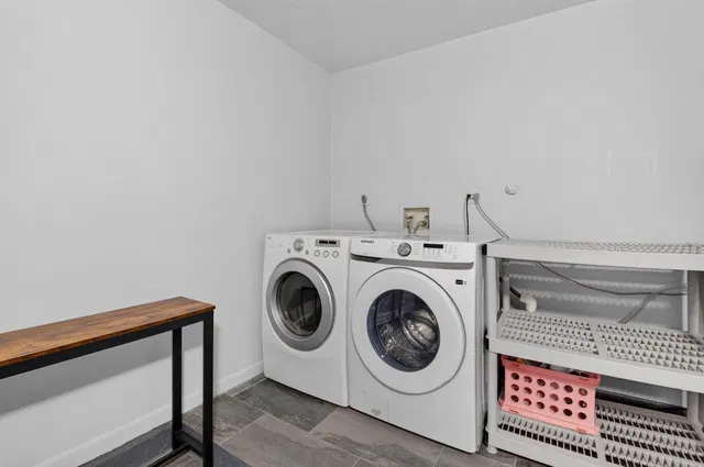 Residence photo 32