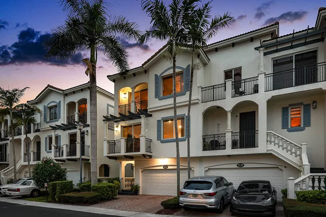 Residence photo 2