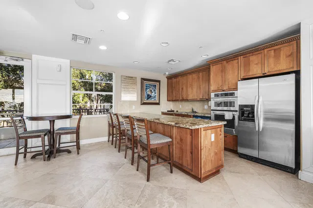 Residence photo 56
