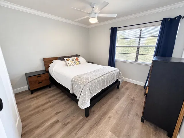  Unit 1560 photo 7