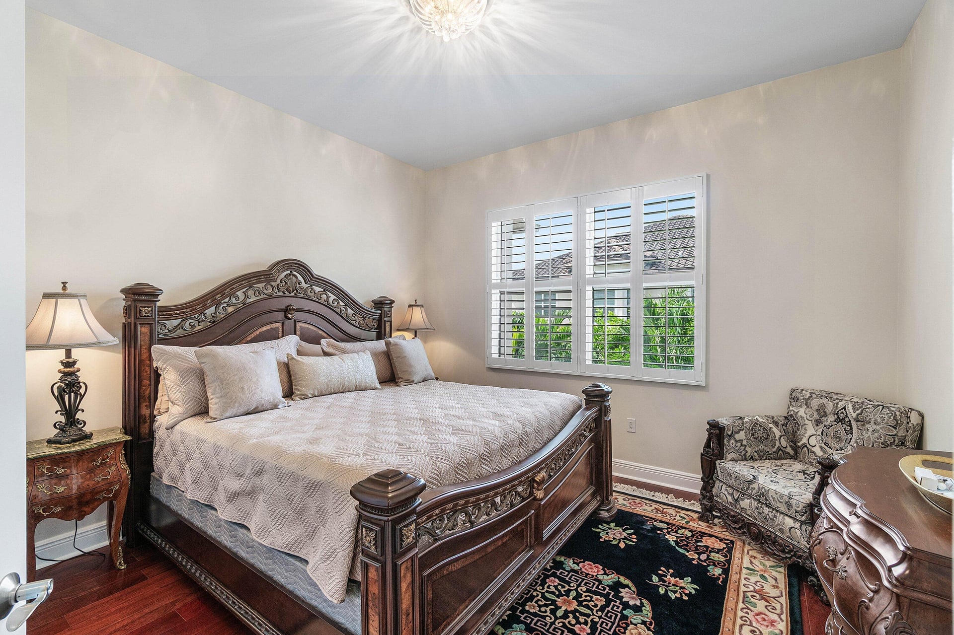 Residence photo 17