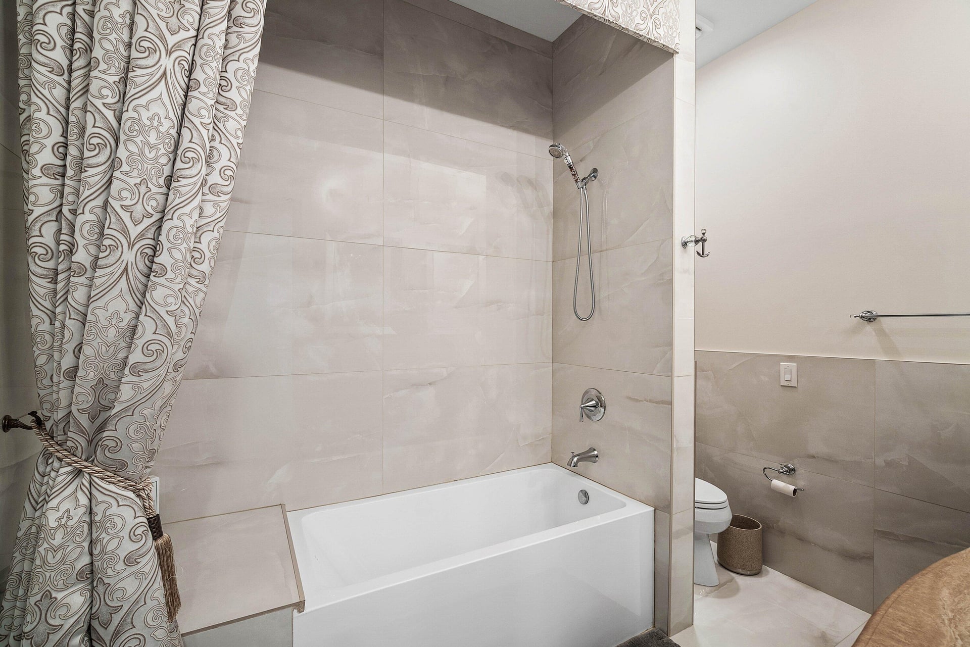 Residence photo 27