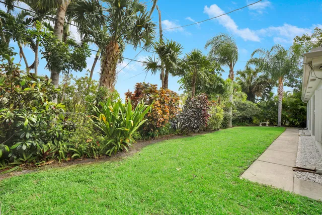 North Palm Beach Country Club Residence photo 32