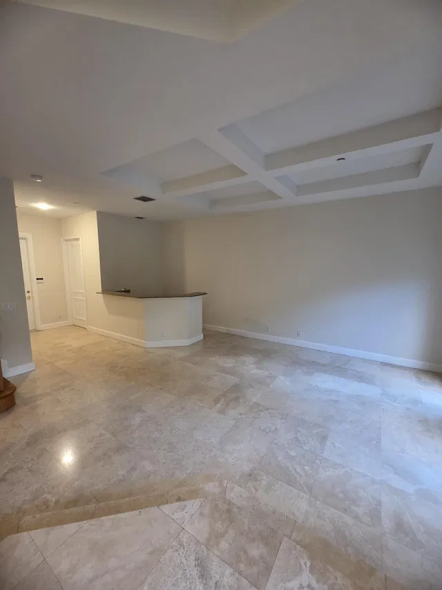 Residence photo 10