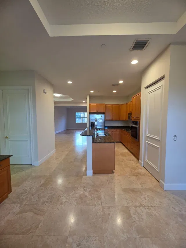 Residence photo 18