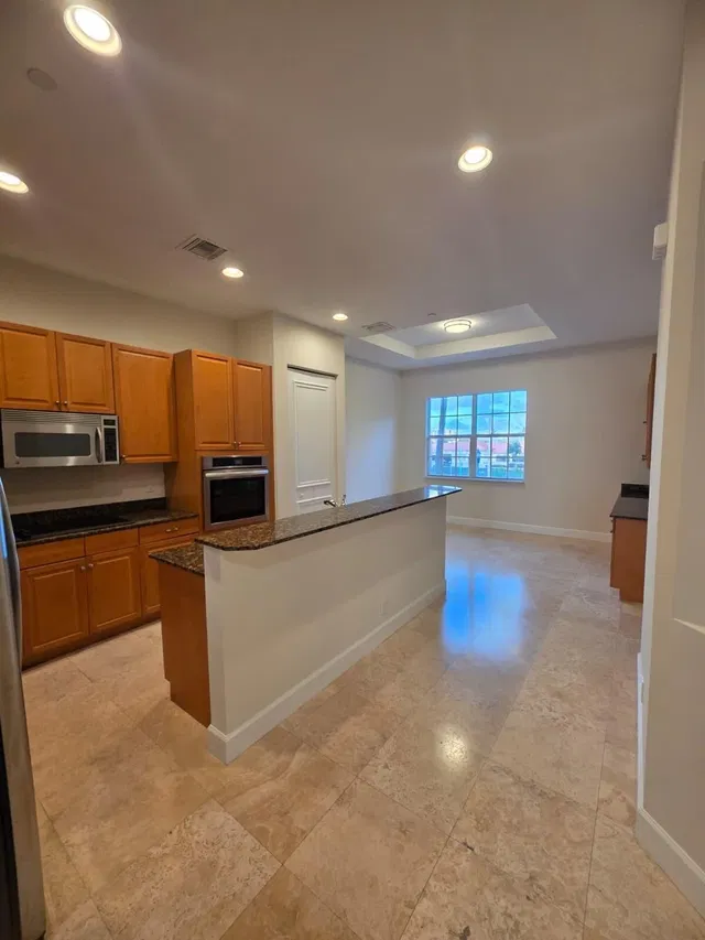 Residence photo 22