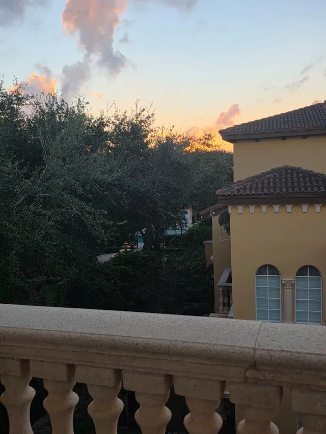 Residence photo 52