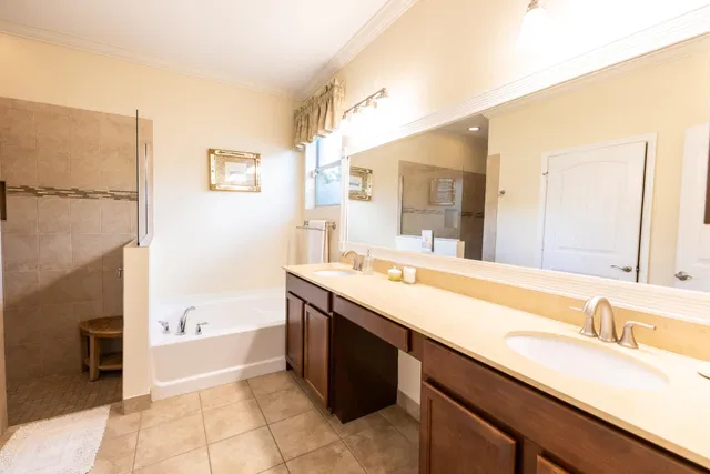 Residence photo 29