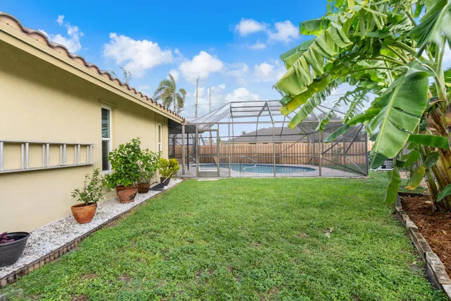 Residence photo 23