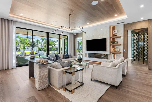 Golden Harbour Residence photo 4