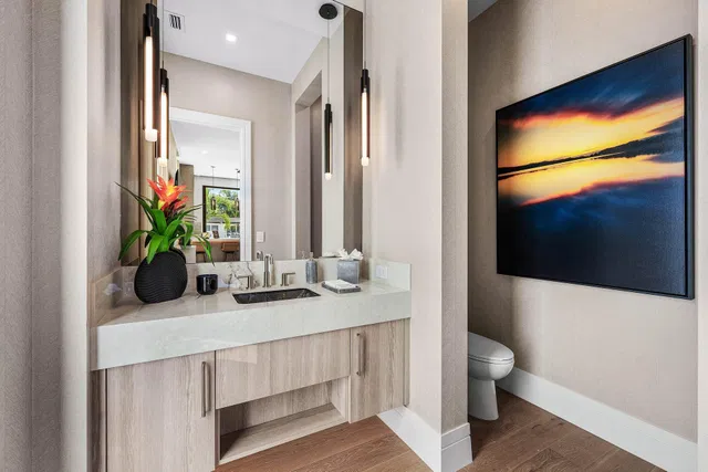 Golden Harbour Residence photo 14