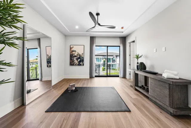 Golden Harbour Residence photo 31