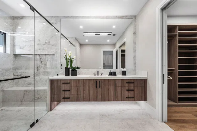 Golden Harbour Residence photo 37