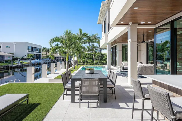 Golden Harbour Residence photo 44