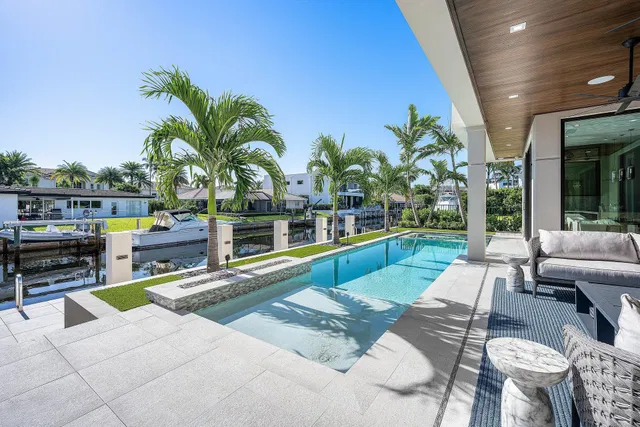 Golden Harbour Residence photo 46