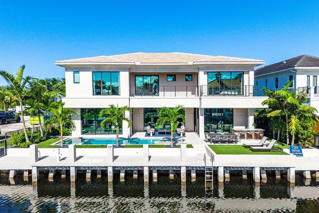 Golden Harbour Residence photo 48