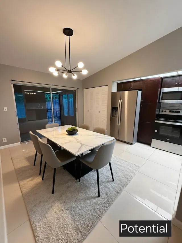  Residence photo 12