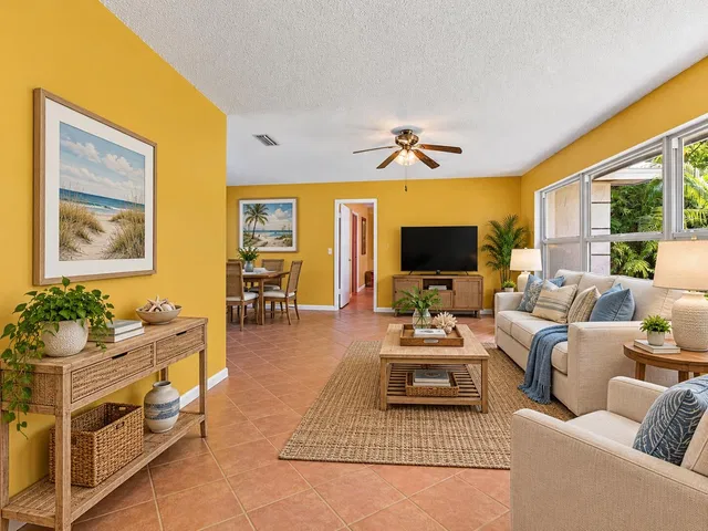 Residence photo 5