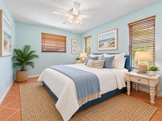 Residence photo 12