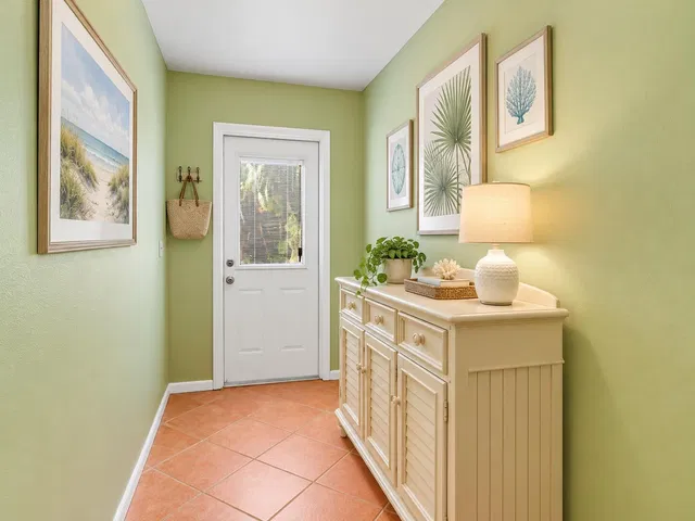 Residence photo 13