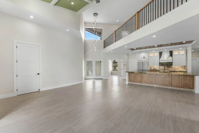 Eastpointe Country Club Residence photo 5