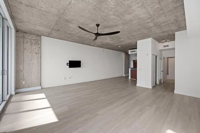 The Edge Unit 1103 photo 10