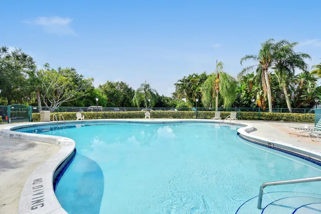 PGA National Palm Beach Gardens Unit 180 photo 25