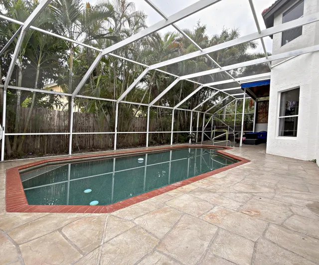 Residence photo 45