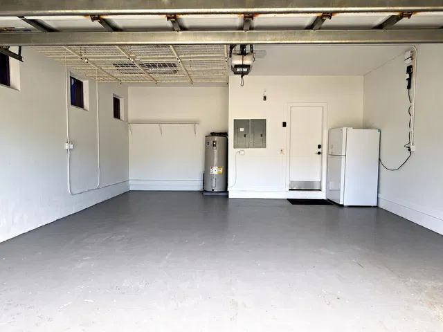  Residence photo 50