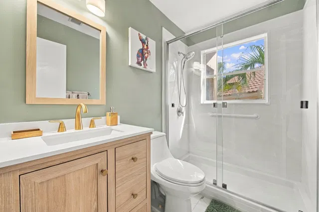  Residence photo 26