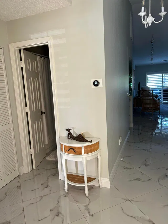  Unit E photo 6