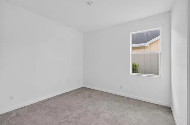 Residence photo 17