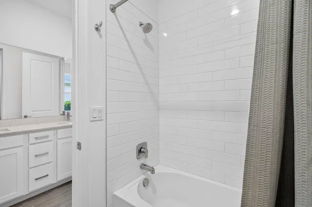 Residence photo 28