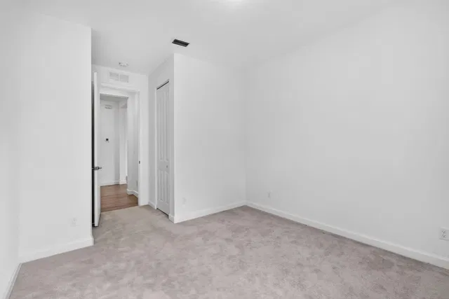 Residence photo 32