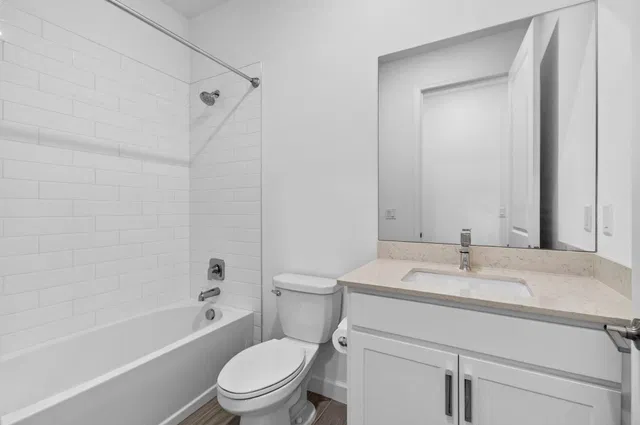 Residence photo 36