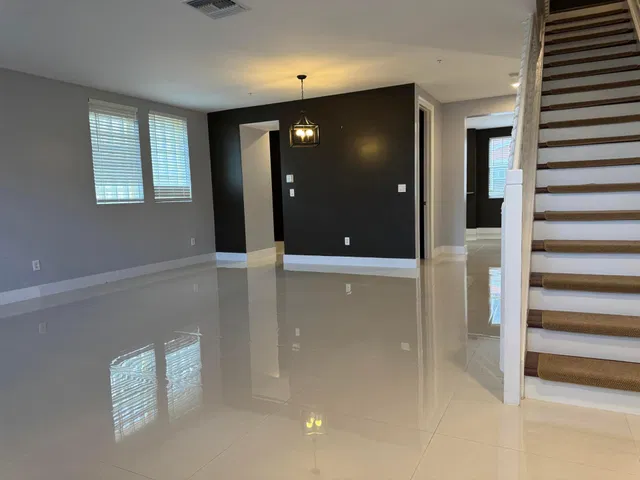 Cityside West Palm Beach Unit 1 photo 4
