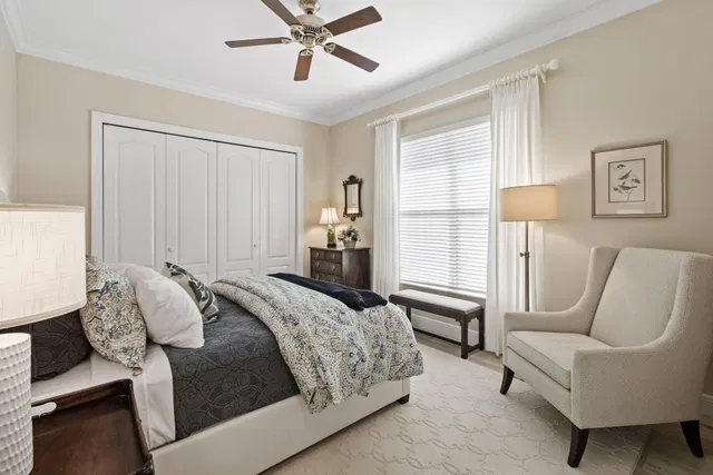 Residence photo 43