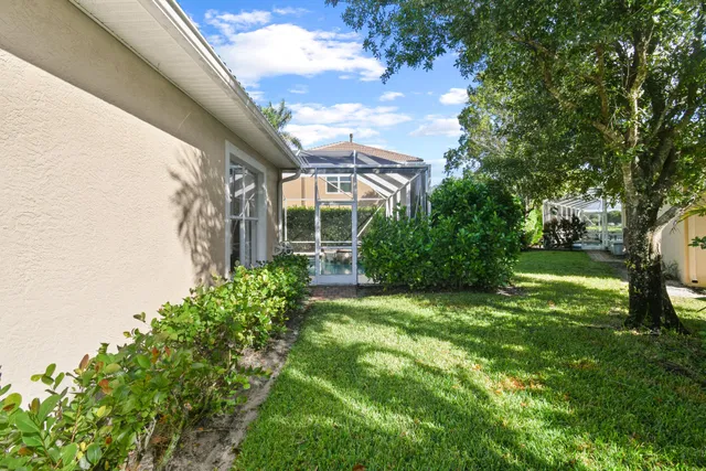 Residence photo 66