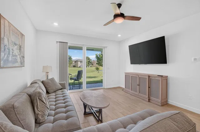 Residence photo 18
