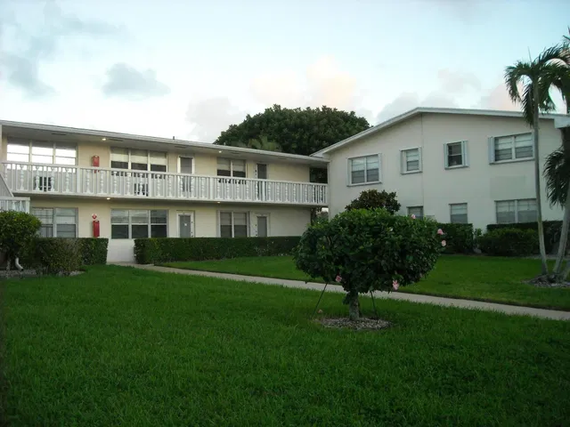 Residence photo 2