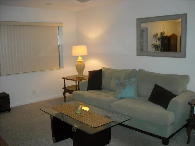 Residence photo 6