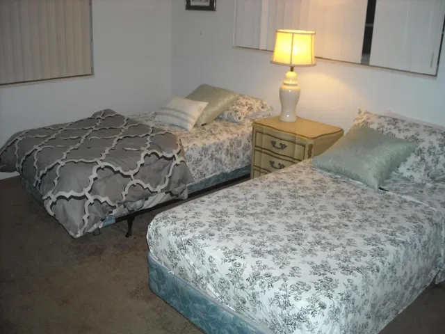 Residence photo 12
