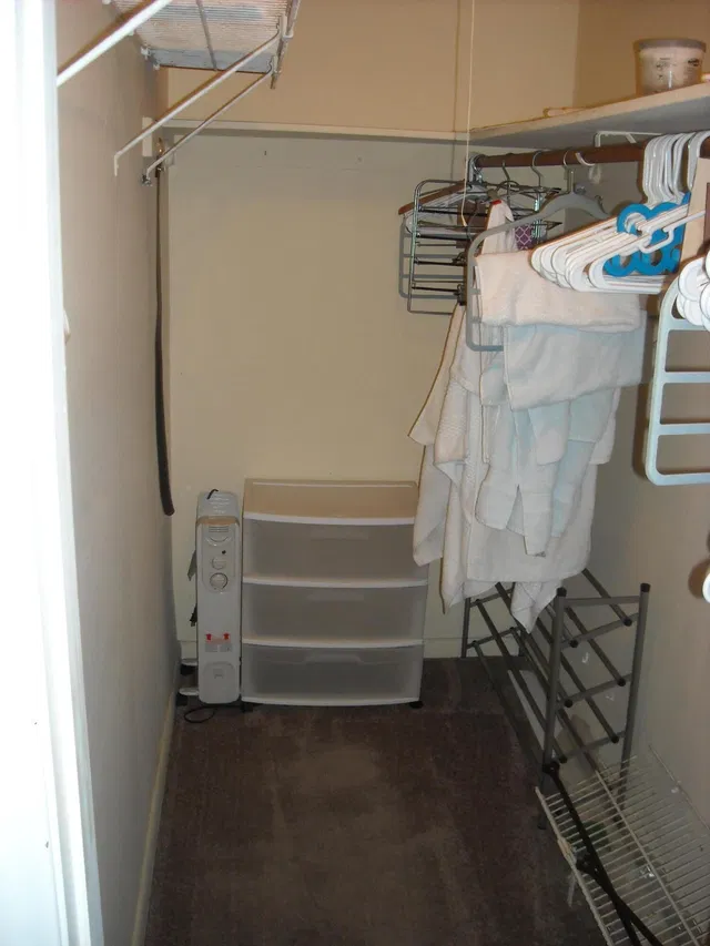 Residence photo 16