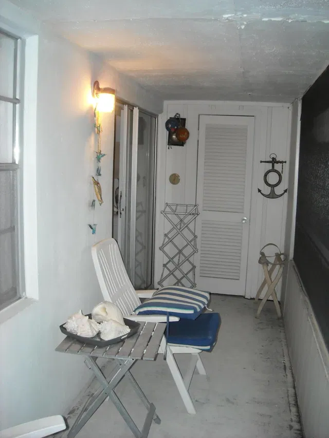 Residence photo 18