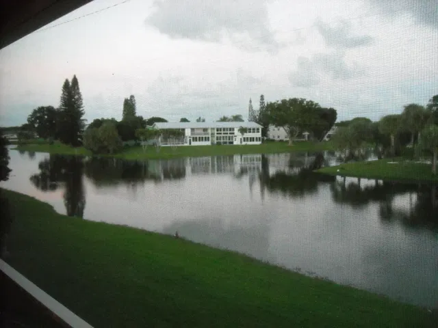 Residence photo 19